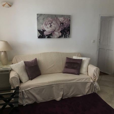Mas Des Kardouons Bed & Breakfast Tourrettes-sur-Loup Ngoại thất bức ảnh